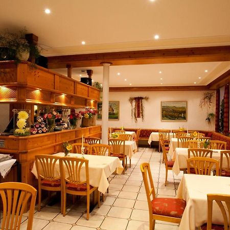 Gasthaus Buerger-Stube ซาสบาค อัม ไคเซอร์ชตูล ภายนอก รูปภาพ