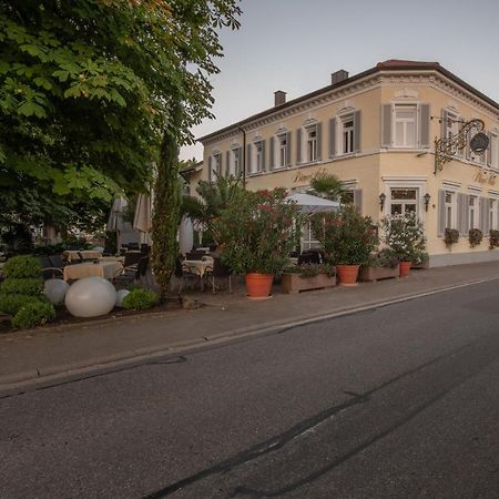 Gasthaus Buerger-Stube ซาสบาค อัม ไคเซอร์ชตูล ภายนอก รูปภาพ